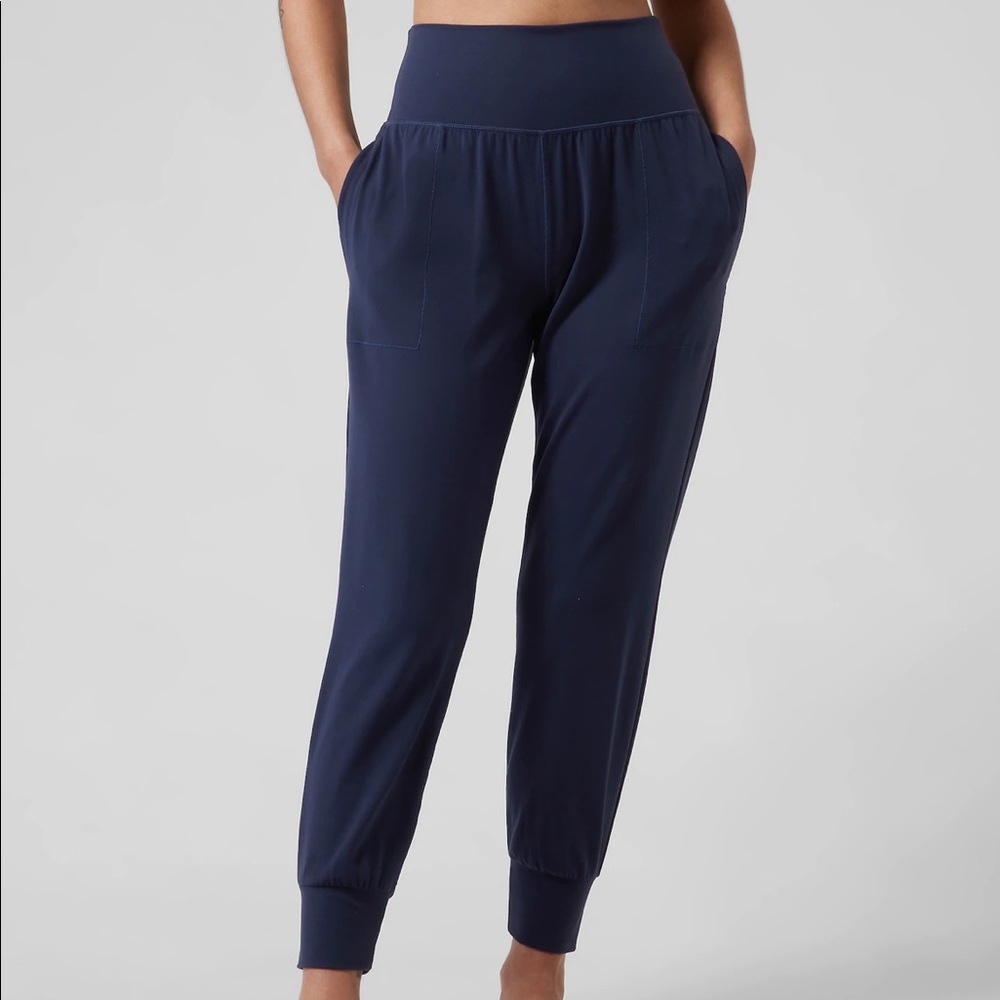 Athleta Salutation Joggers